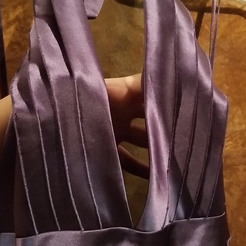 Dress - Picture 2 of 5